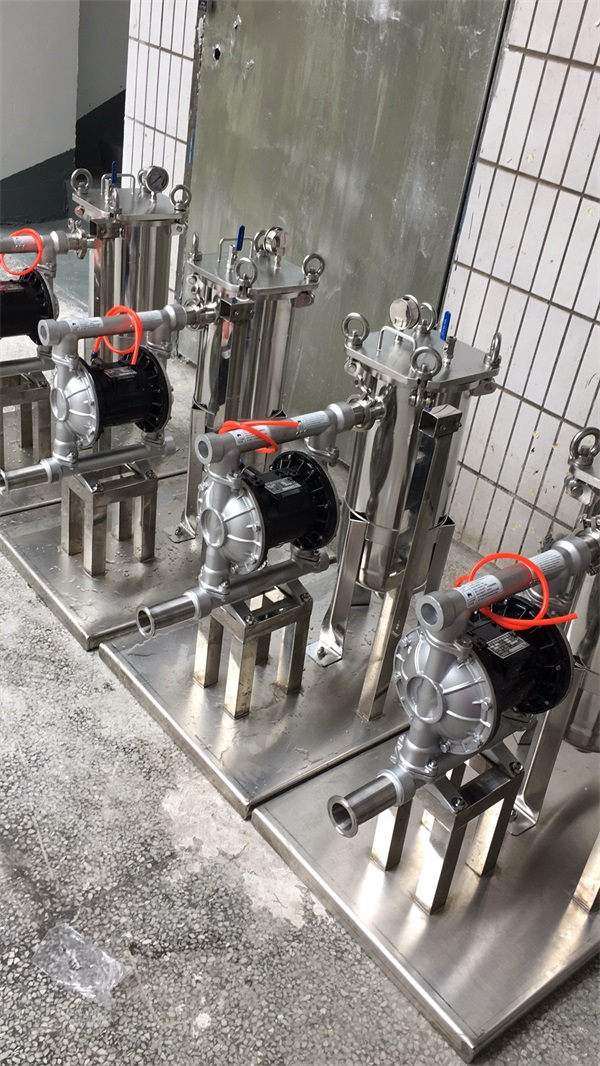 膠水過濾器(圖1)